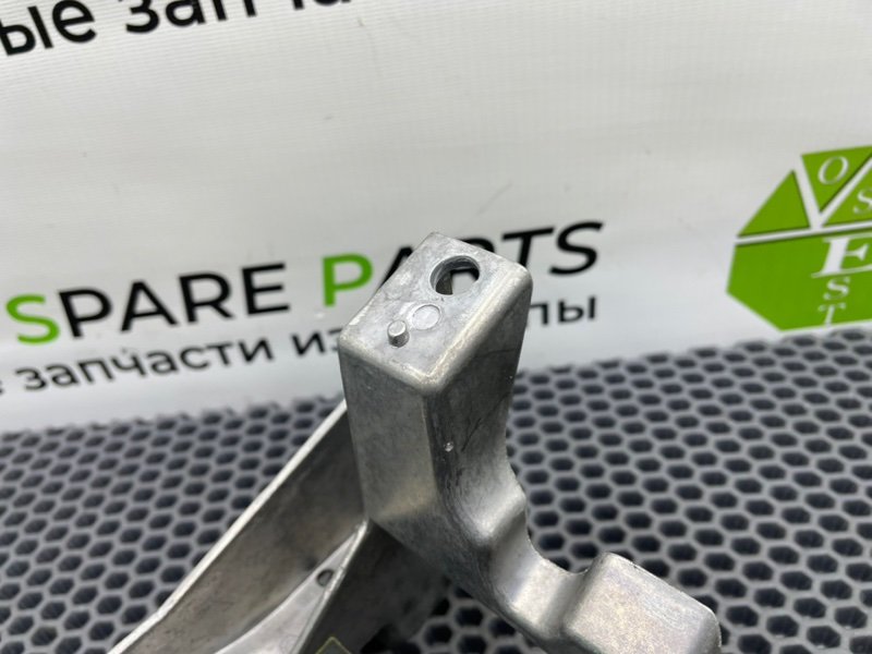 Кронштейн подлокотника, 900 рублей, Калининград