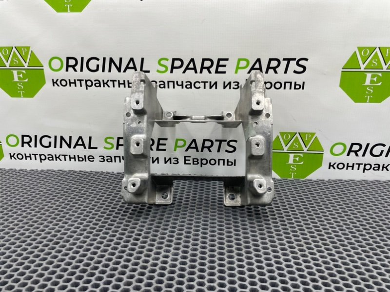 Кронштейн подлокотника, 900 рублей, Калининград