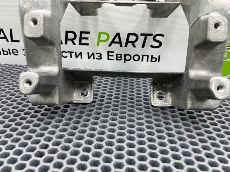 Кронштейн подлокотника, 900 рублей, Калининград