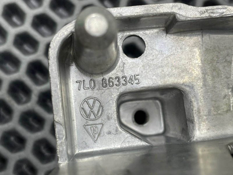 Кронштейн подлокотника, 900 рублей, Калининград