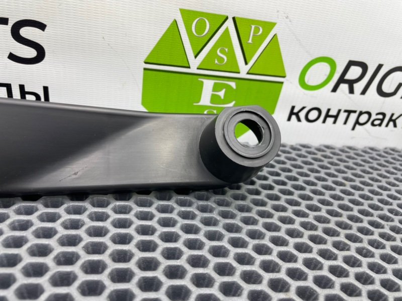 Кронштейн бампера, 700 рублей, Калининград