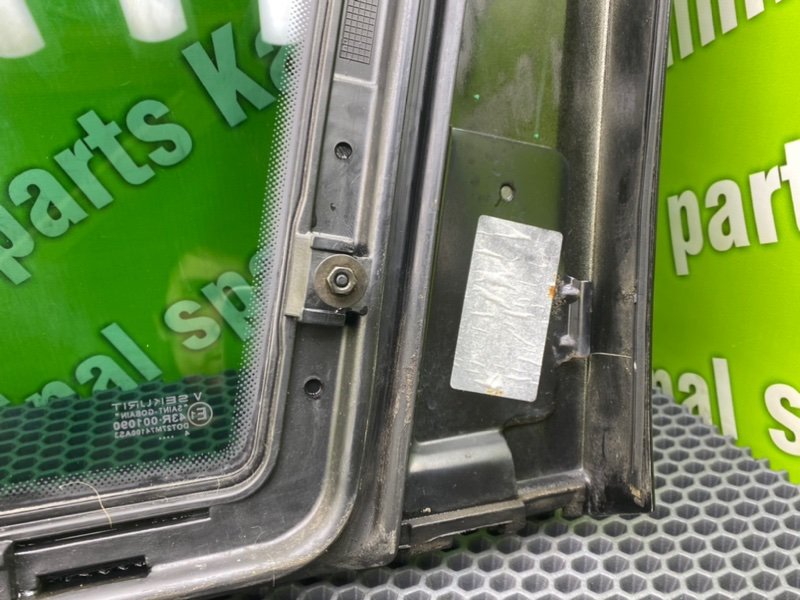 Форточка кузова, 1400 рублей, Калининград