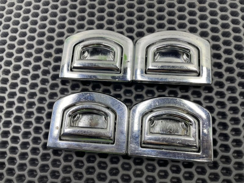 Кронштейны, 600 рублей, Калининград