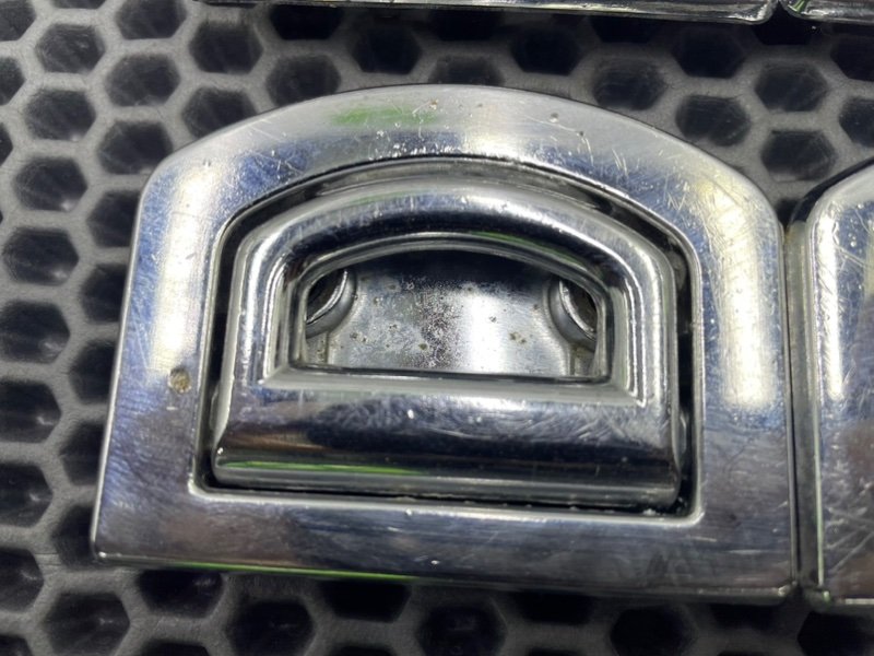 Кронштейны, 600 рублей, Калининград