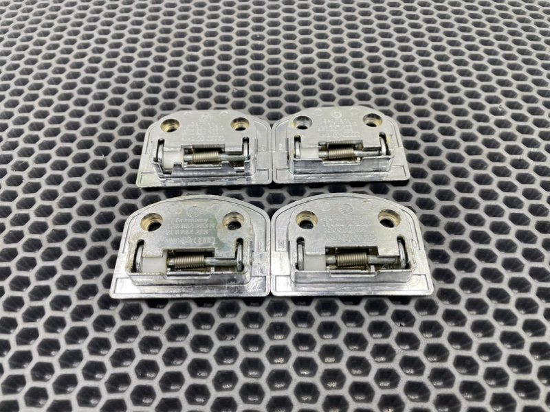 Кронштейны, 600 рублей, Калининград