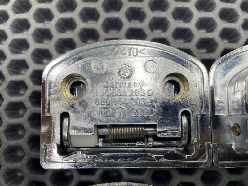 Кронштейны, 600 рублей, Калининград