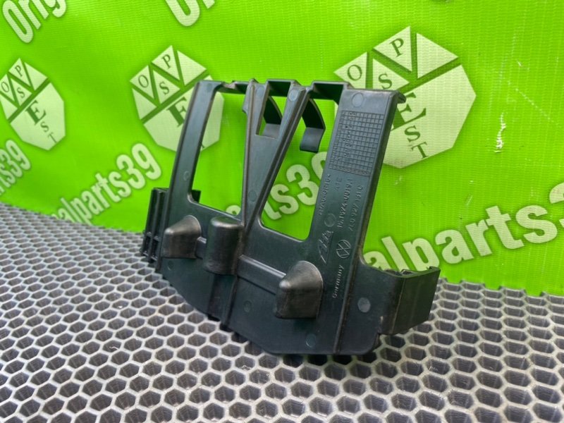 Кронштейн, 700 рублей, Калининград