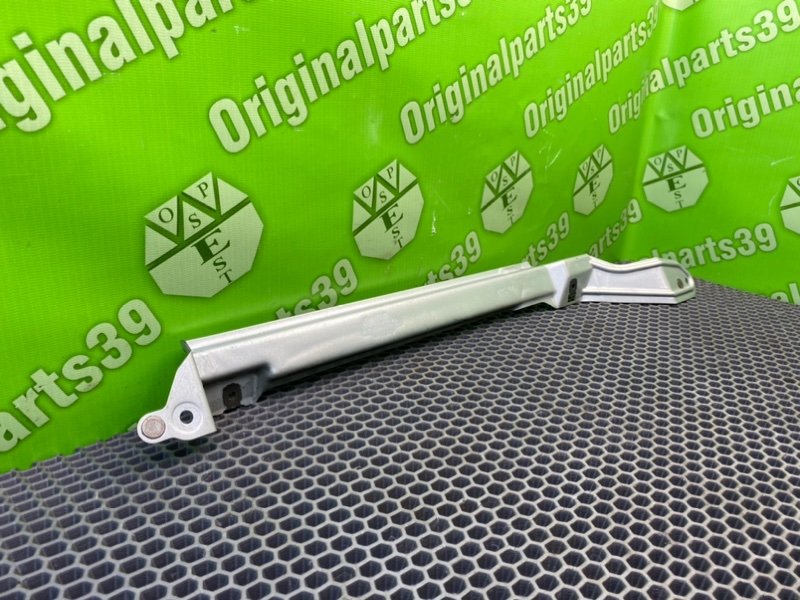 Кронштейн, 900 рублей, Калининград