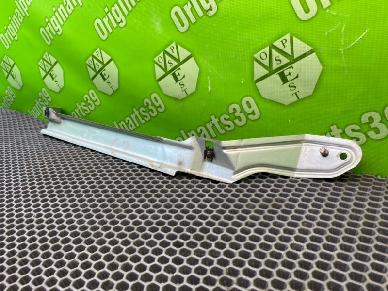 Кронштейн, 900 рублей, Калининград