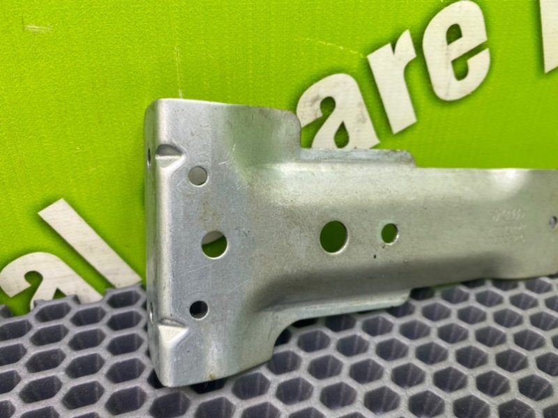 Кронштейны, 700 рублей, Калининград