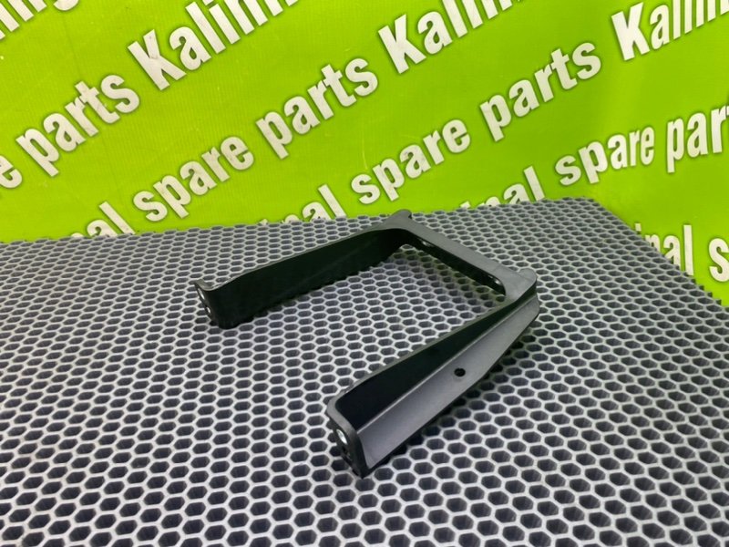 Кронштейн, 600 рублей, Калининград