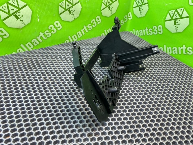 Кронштейн, 900 рублей, Калининград