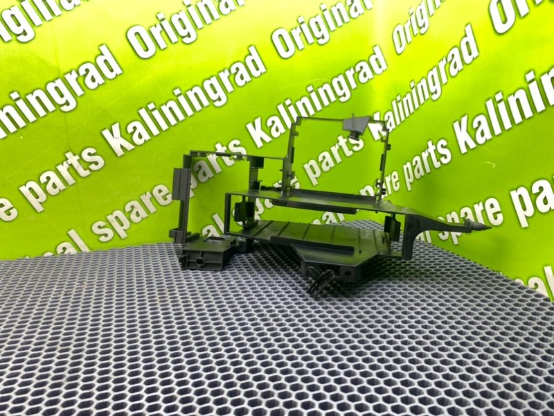 Кронштейн, 1000 рублей, Калининград