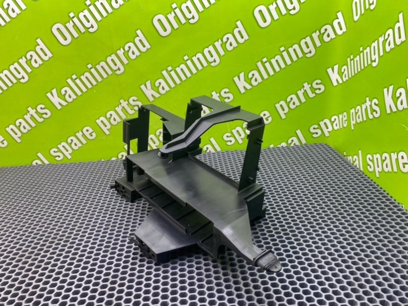 Кронштейн, 1000 рублей, Калининград