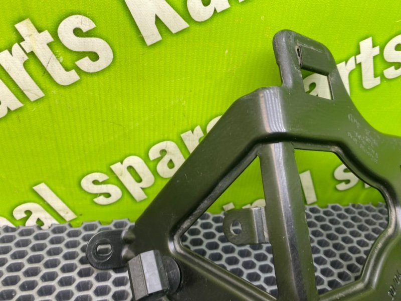 Кронштейн, 700 рублей, Калининград