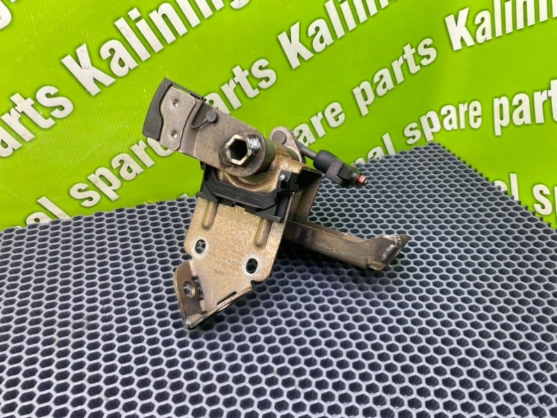 Кронштейн, 800 рублей, Калининград