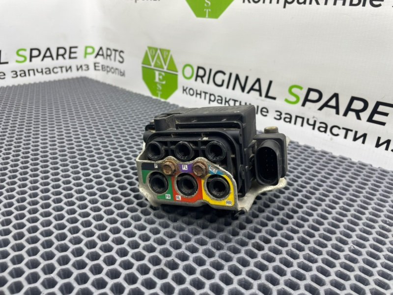 Блок клапанов пневмоподвески, 8000 рублей, Калининград