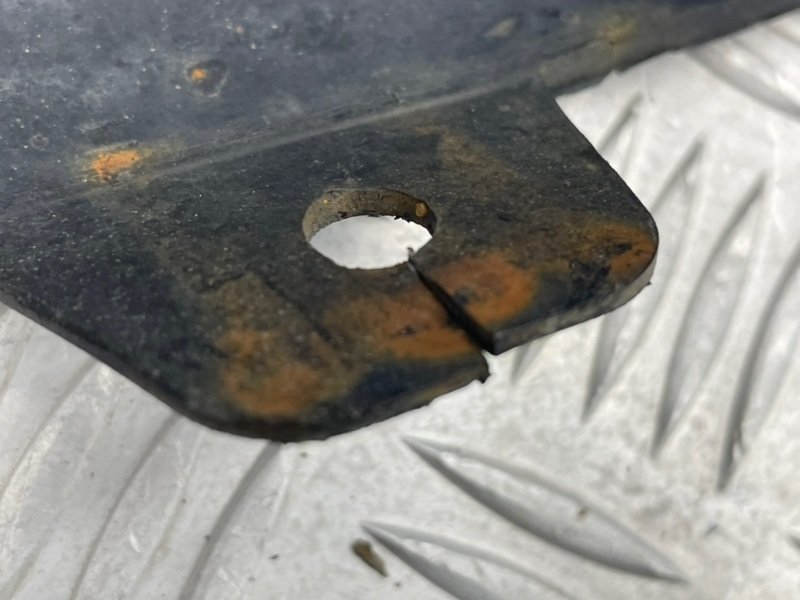 Бампер, 7100 рублей, Калининград