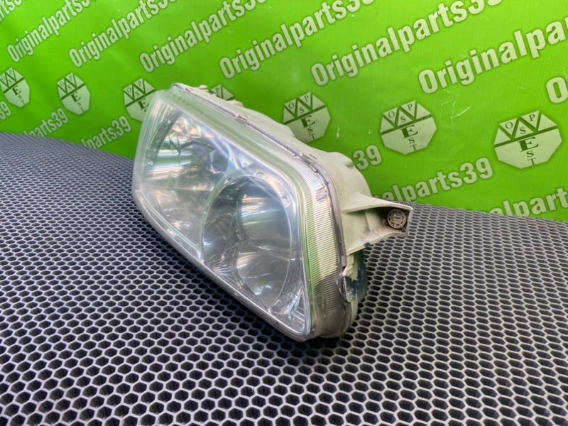 Фара, 4100 рублей, Калининград