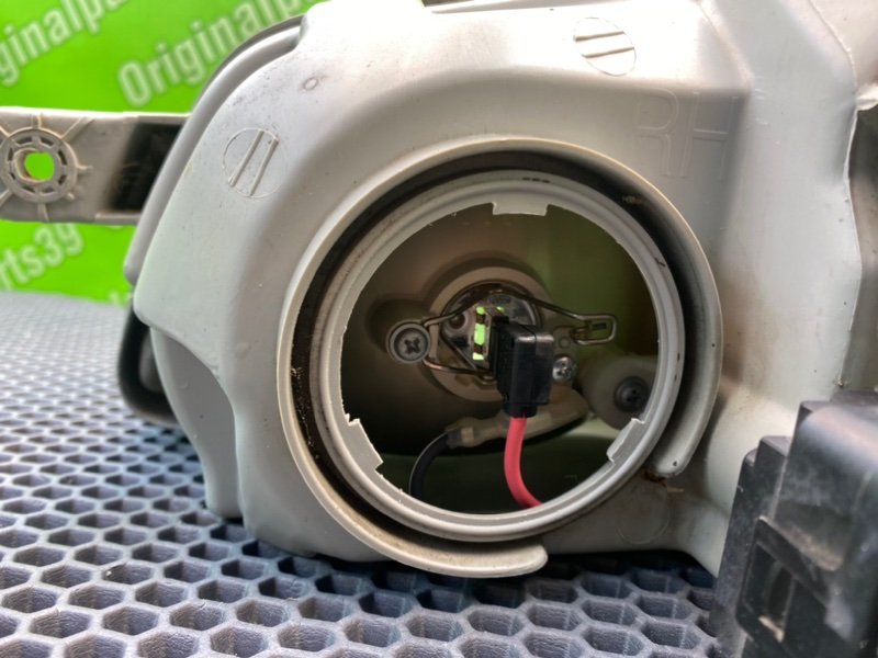 Фара, 4100 рублей, Калининград