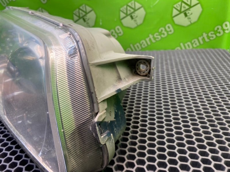 Фара, 4100 рублей, Калининград