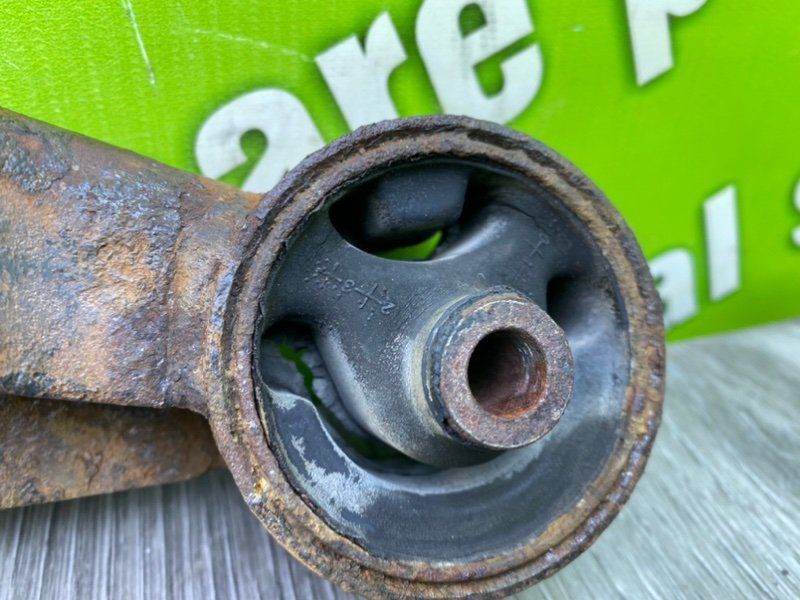 Траверса МКПП, 1700 рублей, Калининград