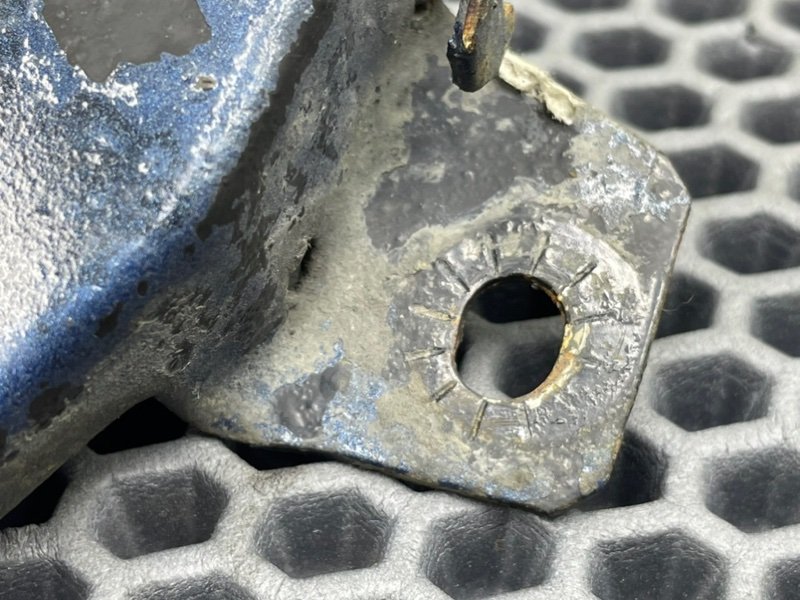 Замок капота, 1000 рублей, Калининград