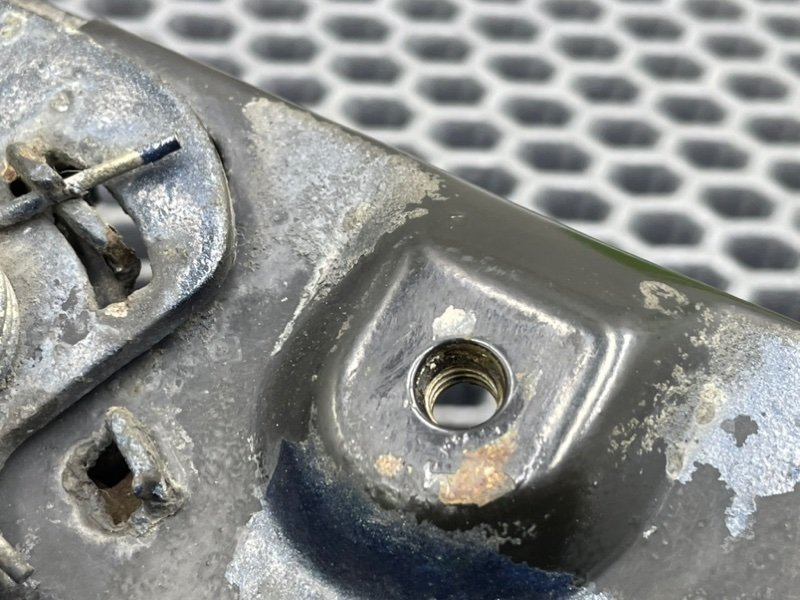 Замок капота, 1000 рублей, Калининград