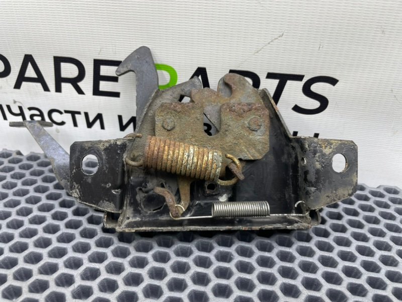 Замок капота, 1000 рублей, Калининград