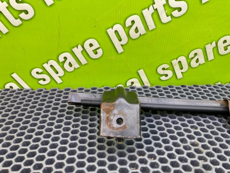 Направляющая стекла двери, 800 рублей, Калининград