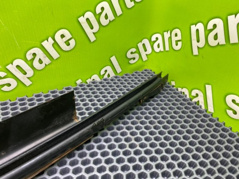 Направляющая стекла двери, 800 рублей, Калининград