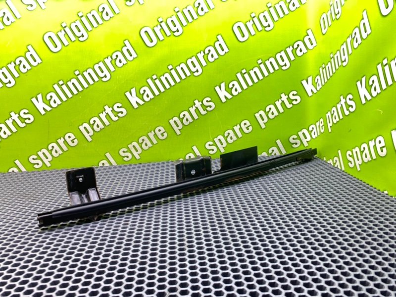 Направляющая стекла двери, 800 рублей, Калининград