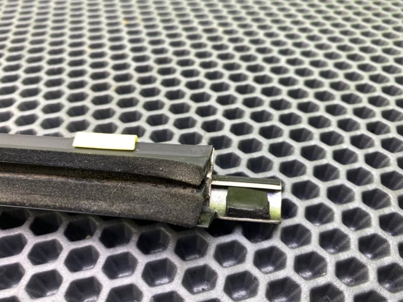 Уплотнитель стекла, 1000 рублей, Калининград