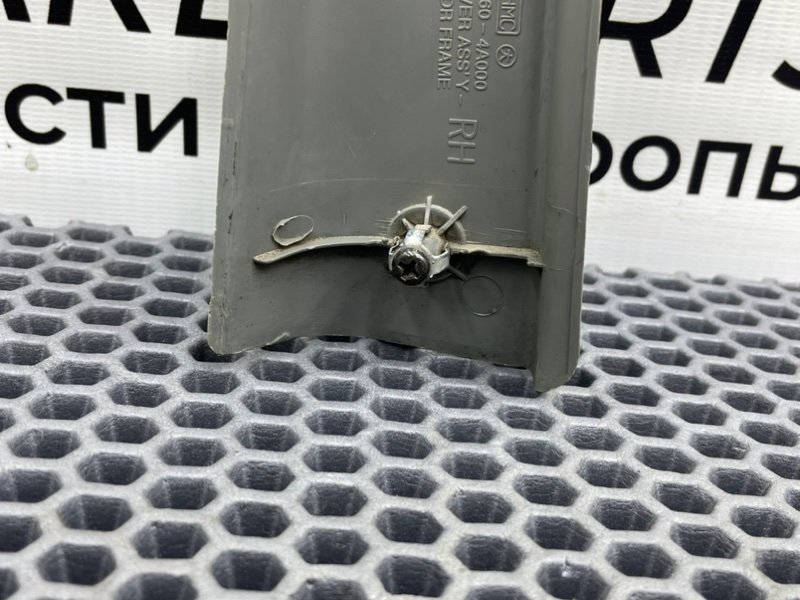 Накладка крепления зеркала, 600 рублей, Калининград