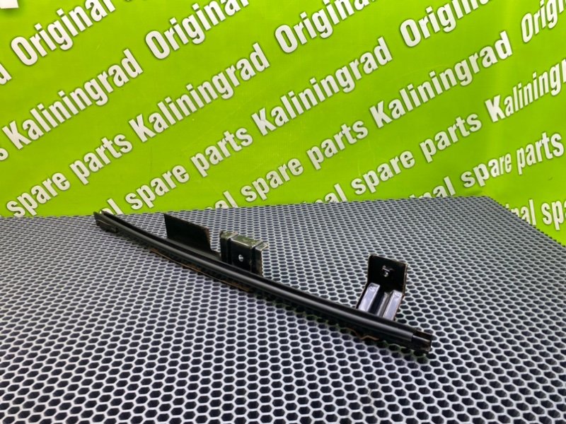 Направляющая стекла двери, 800 рублей, Калининград