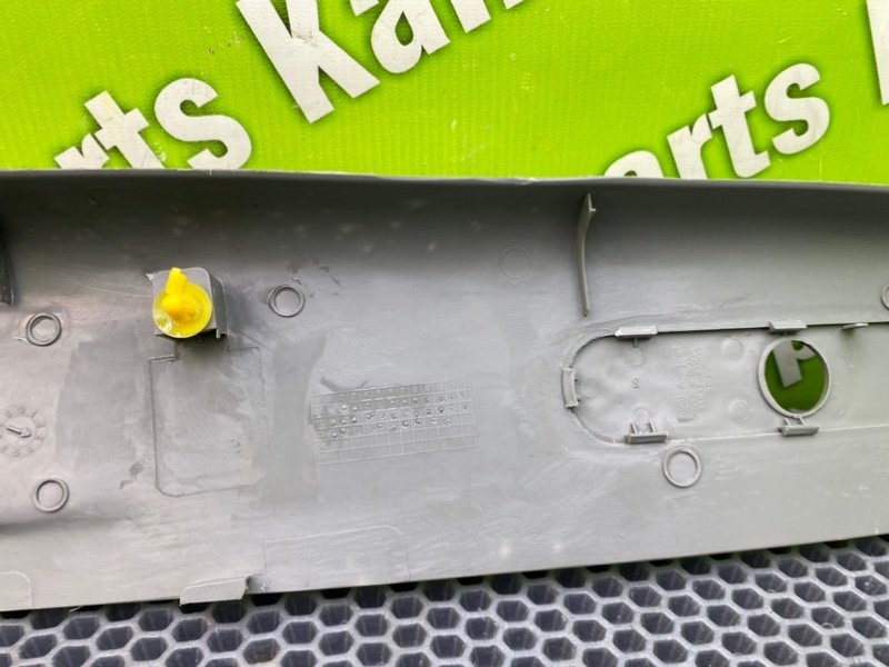 Накладка стойки, 600 рублей, Калининград