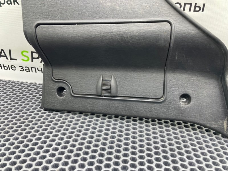 Крышка блока предохранителей, 1000 рублей, Калининград