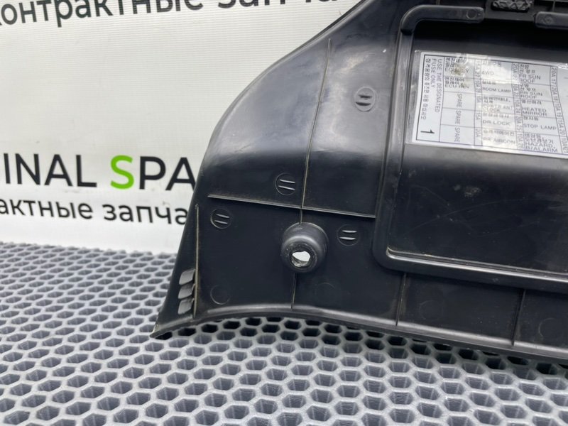 Крышка блока предохранителей, 1000 рублей, Калининград