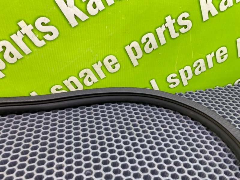 Уплотнительная резинка капота, 1400 рублей, Калининград