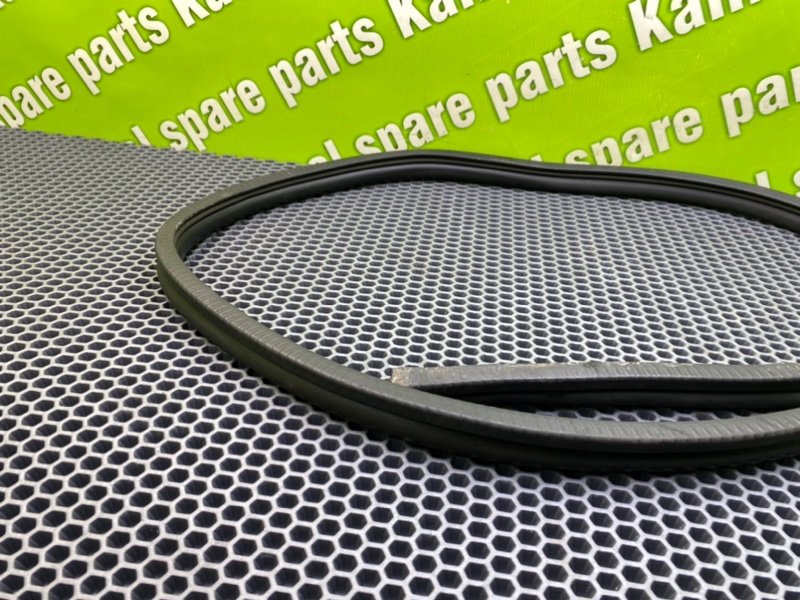 Уплотнительная резинка капота, 1400 рублей, Калининград