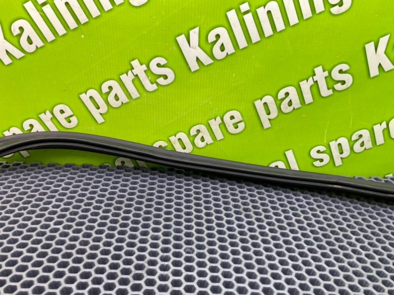 Уплотнительная резинка капота, 1000 рублей, Калининград