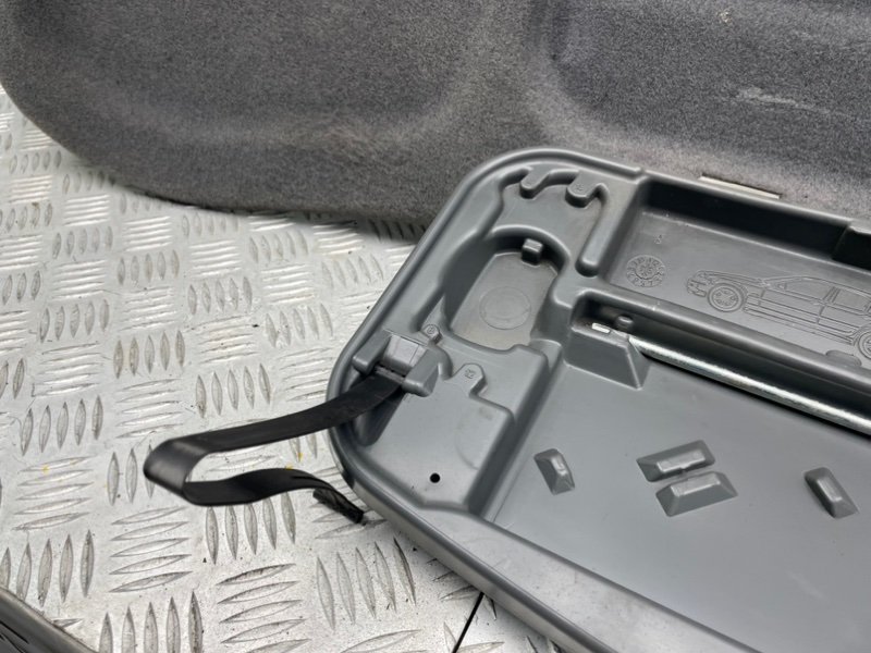 Обшивка багажника, 1000 рублей, Калининград