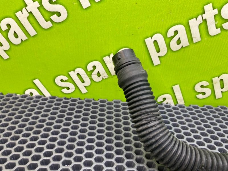 Горловина бачка стеклоомывателя, 1000 рублей, Калининград