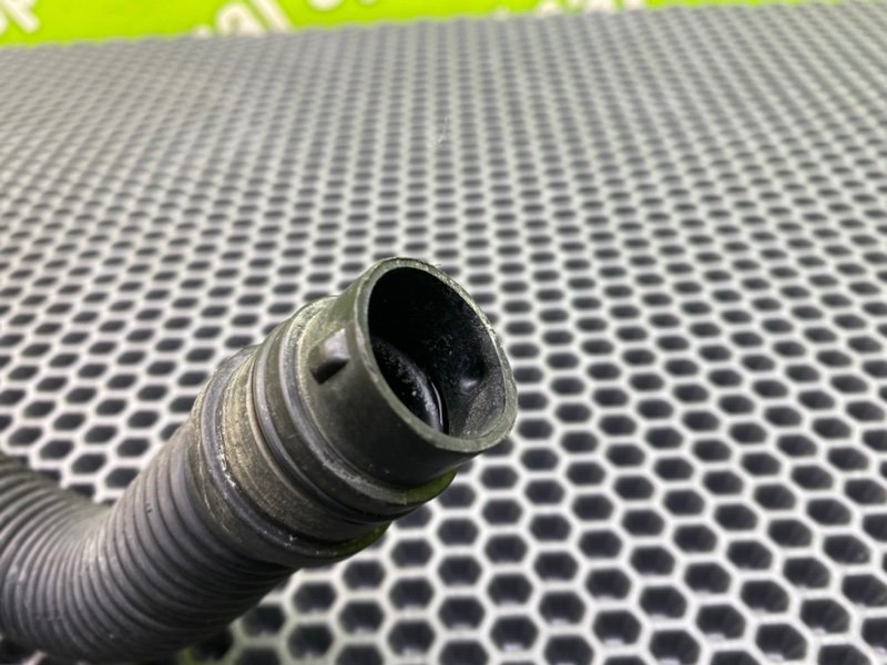 Горловина бачка стеклоомывателя, 1000 рублей, Калининград