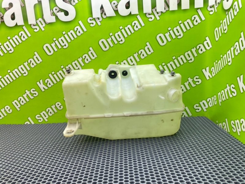 Бачок стеклоомывателя, 1000 рублей, Калининград