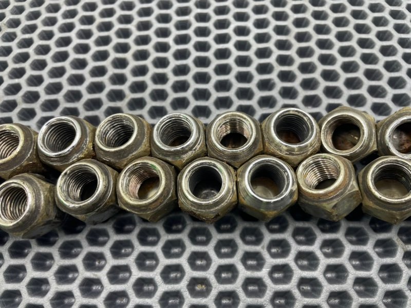 Колесные гайки, 1600 рублей, Тверь