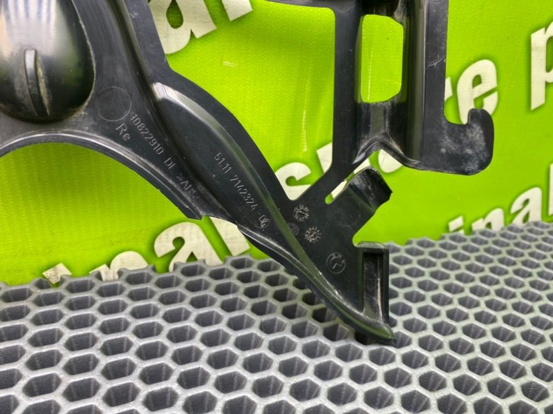 Кронштейн крыла, 1000 рублей, Калининград