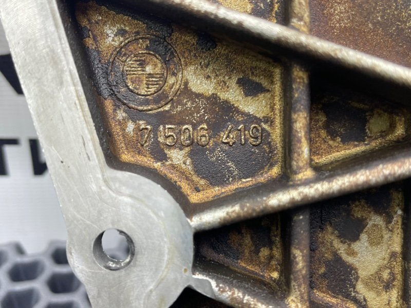 Крышка ГРМ, 1000 рублей, Калининград