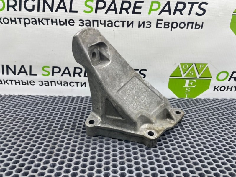 Кронштейн двигателя, 900 рублей, Калининград