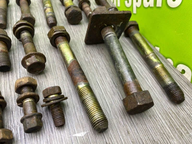 Болты подвески, 2200 рублей, Калининград